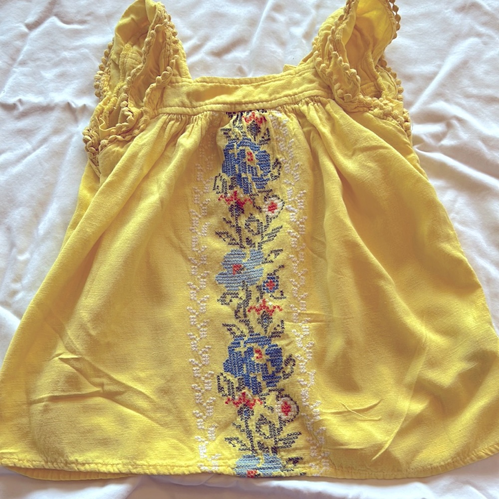 Cute dress or works as a top as your child gets bigger.